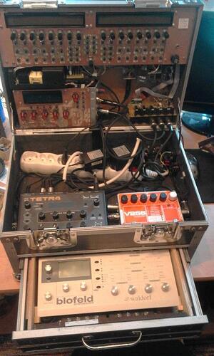Sequencer box (inside)