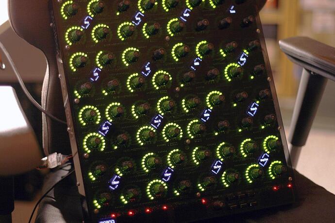 MBProgramma: 24 OLEDs working (3)