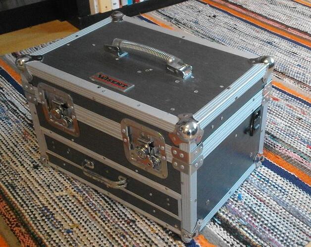 Sequencer box (outside)