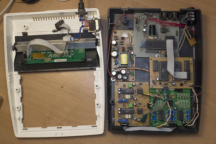 MB Stereo SID