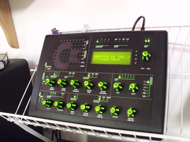 MB6582_11.JPG