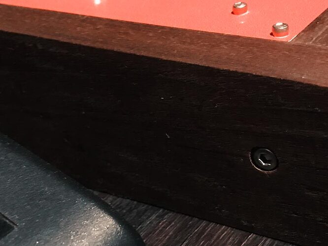 socket-cap-screw.jpg.ff8490f9a24116ab495393d320787f1a.jpg