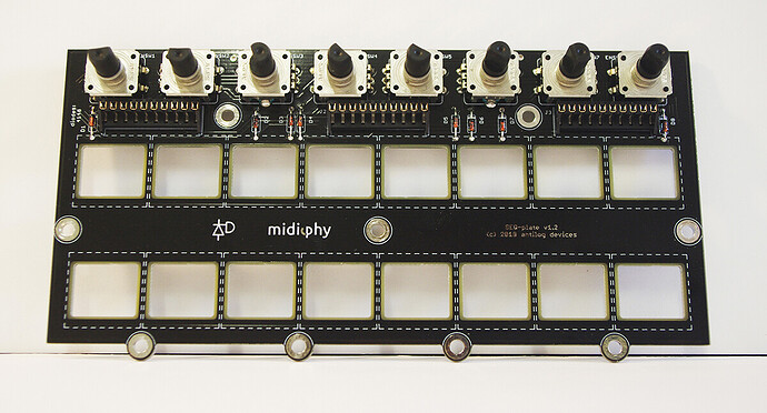 4front.jpg.9984418ea7805107679f128147ad11a4.jpg