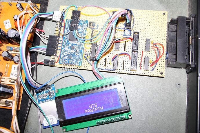 LPC Auf einem Veroboard mit LCD ausgang und Dio-Matrix