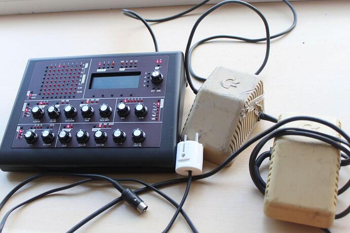 MB6582 03 & 2xPSU