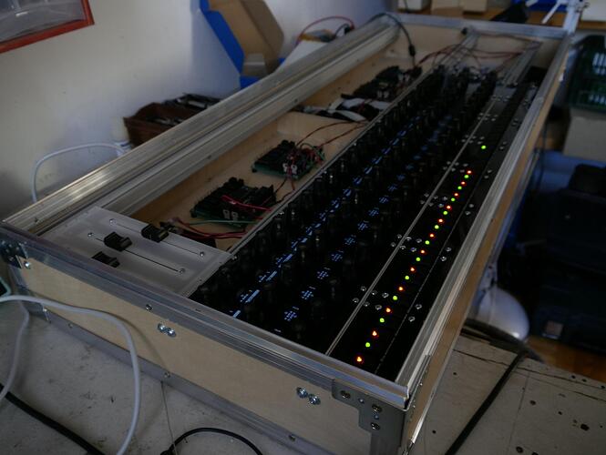 DAW-CC.jpg.0ec00ae36a809e287a3e5a3684da3ec8.jpg