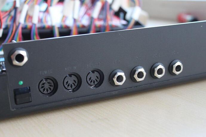 MB6582 10 Back plate