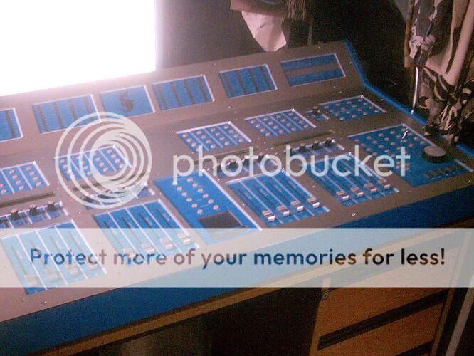 studiobox.jpg